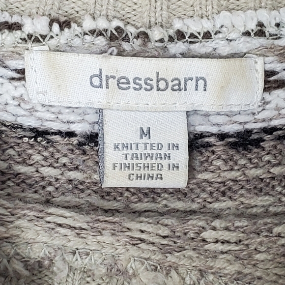 Dress Barn Geometric Pattern Turtleneck/Cowl Sweater- Women's- Size Medium - Picture 13 of 15